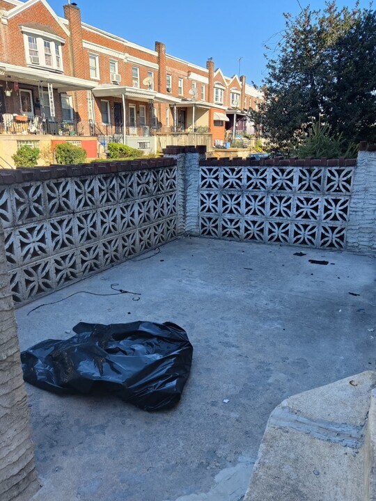 6546 Theodore St in Philadelphia, PA - Building Photo