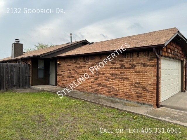 2132 Goodrich Dr in Moore, OK - Building Photo - Building Photo