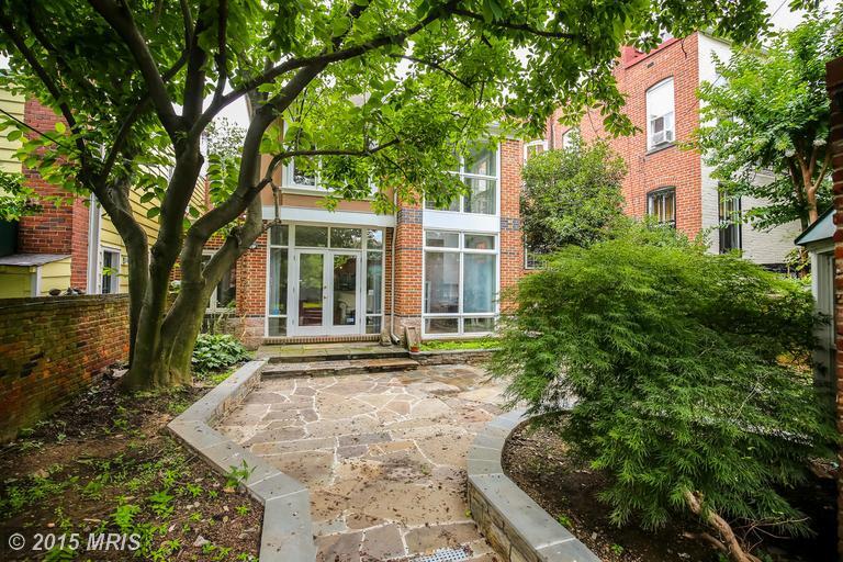 1421 34th St NW in Washington, DC - Building Photo