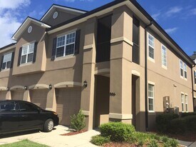 12301 Kernan Forest Blvd in Jacksonville, FL - Building Photo