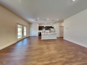 27280 St Andrews Ave in Wesley Chapel, FL - Building Photo - Building Photo