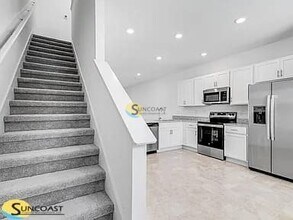 7215 Sabal Ter in Jacksonville, FL - Building Photo - Building Photo