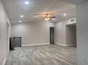 12142 Caper St in Orlando, FL - Building Photo - Building Photo