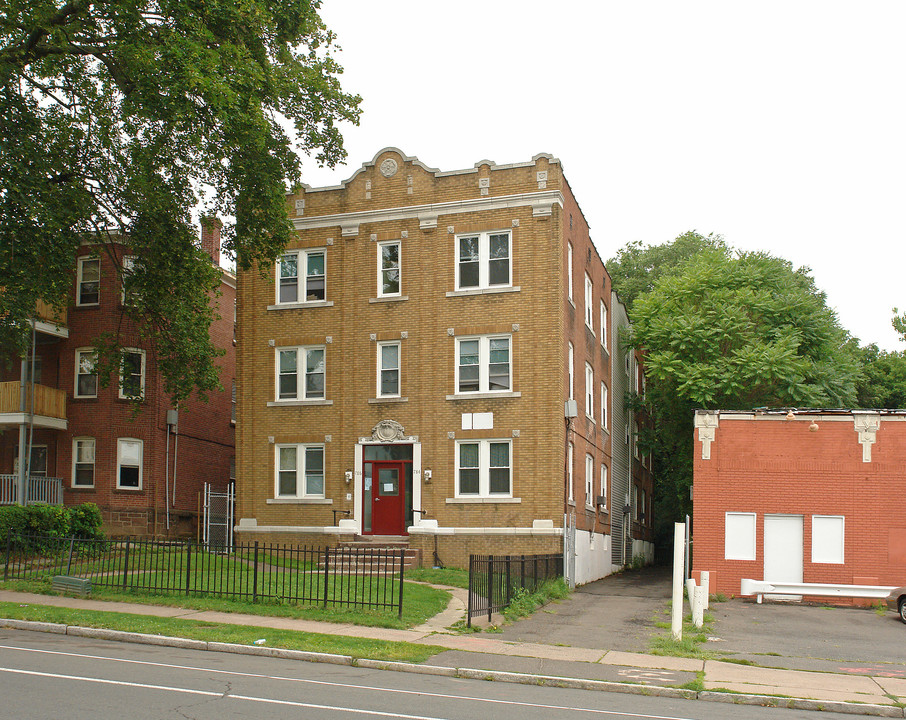 784-786 Capitol Ave in Hartford, CT - Building Photo