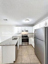 6772 Kirkland Cove in Horn Lake, MS - Building Photo - Building Photo