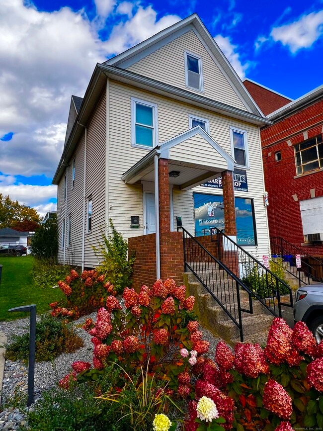 property at 58 Washington St