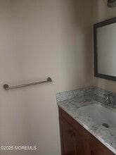 10 Victoria Ct in Freehold, NJ - Building Photo - Building Photo