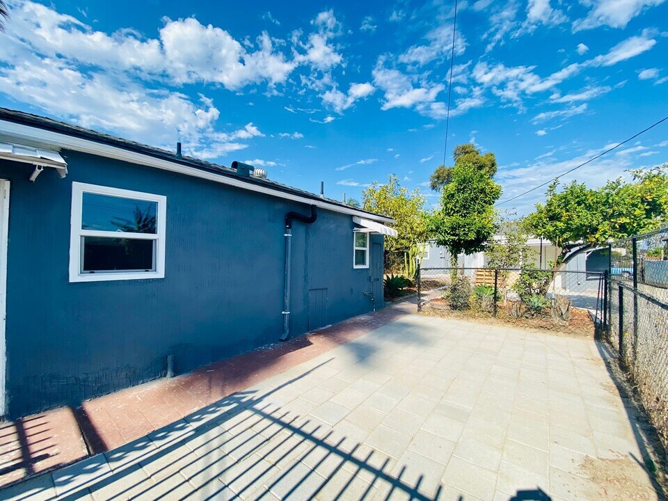 3522 45th St-Unit -3524 in San Diego, CA - Building Photo