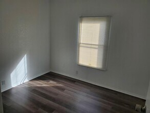 11806 Greenglen Dr in Houston, TX - Building Photo - Building Photo