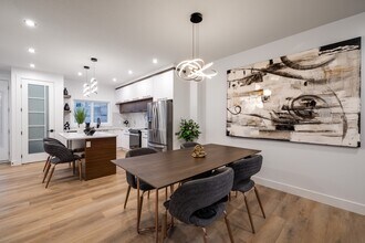 9339 87 Ave NW in Edmonton, AB - Building Photo - Building Photo