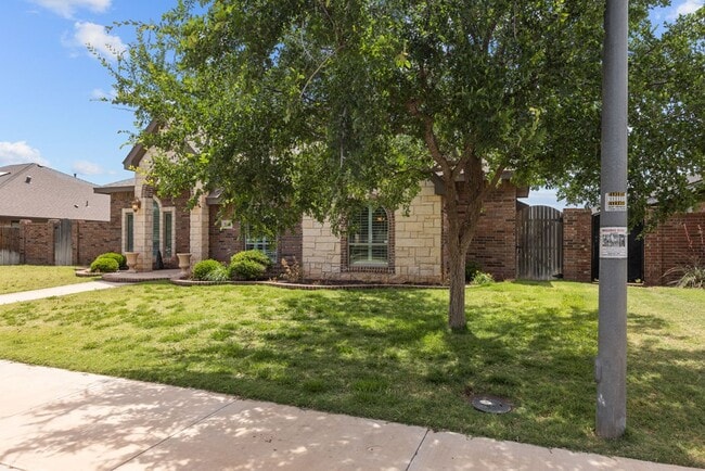 2801 Savoy Pl in Midland, TX - Building Photo - Building Photo