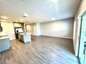 2774 Narcoossee Cmns Wy in St. Cloud, FL - Building Photo - Building Photo