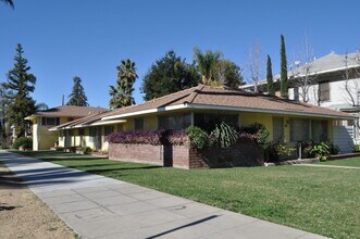 560 Cajon St in Redlands, CA - Building Photo - Building Photo