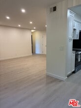 23635 Park Capri in Calabasas, CA - Building Photo - Building Photo