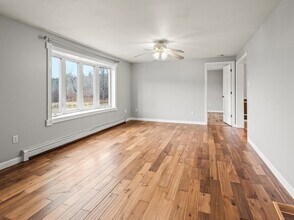 281 Brooks Station Rd in Princeton, MA - Building Photo - Building Photo