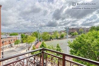 2101 Champlain St NW in Washington, DC - Building Photo - Building Photo
