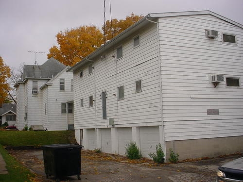 1003 Grant St in Waterloo, IA - Building Photo - Building Photo