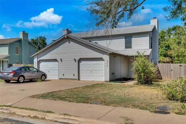 8806 Springmail Cir in Austin, TX - Building Photo - Building Photo