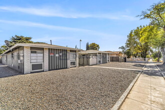 1285 N Sierra Way in San Bernardino, CA - Building Photo - Building Photo