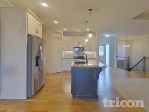 3308 S Brook Ridge Ct in Independence, MO - Building Photo - Building Photo