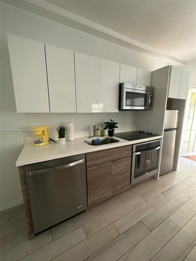 property at 1450 Meridian Ave