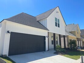 1549 Alum Creek Dr in Baton Rouge, LA - Building Photo
