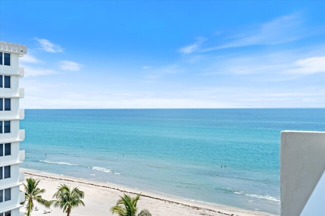 3301 S Ocean Blvd in Highland Beach, FL - Building Photo - Building Photo