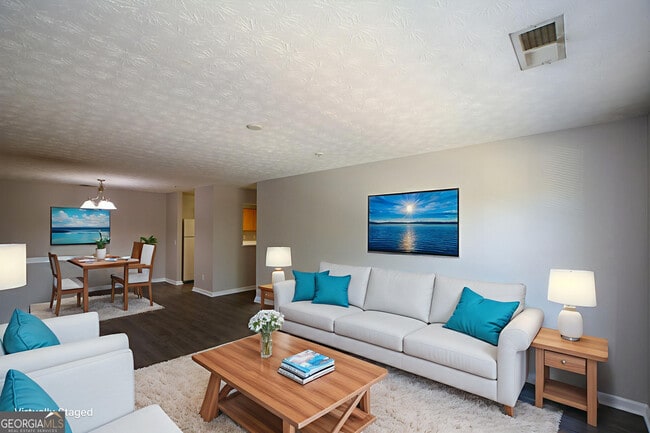 7302 Fairington Village Dr