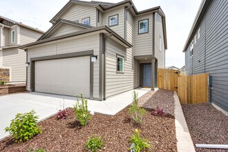 8466 Blue Feather Lp in Colorado Springs, CO - Building Photo - Building Photo