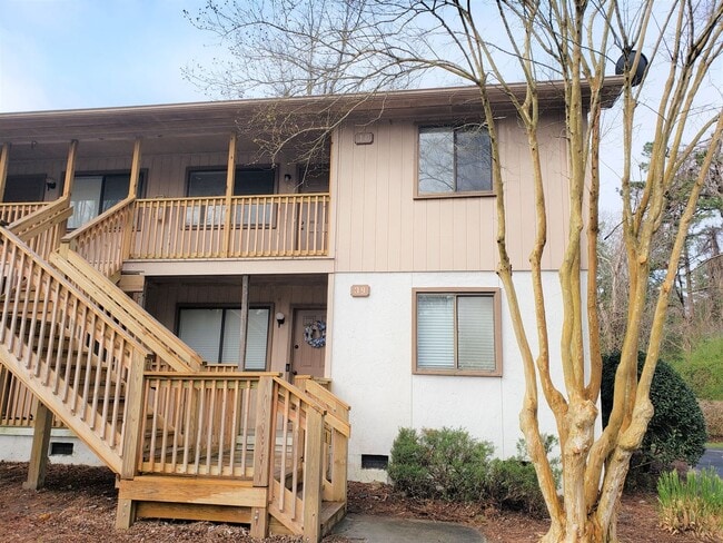 property at 522 S Kerr Ave