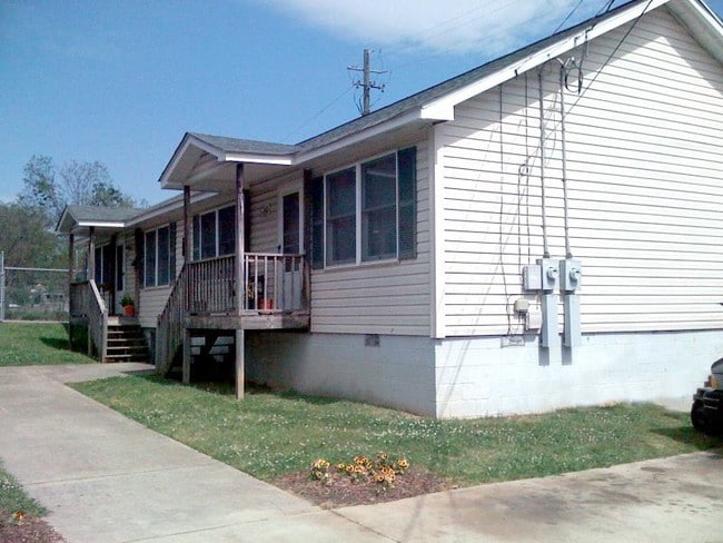 609-615 Center Way S in Birmingham, AL - Building Photo - Building Photo