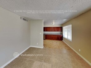 2022 W Windrose Dr in Phoenix, AZ - Building Photo - Building Photo