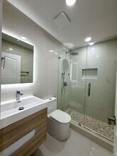 12763 NW 11th Terrace in Miami, FL - Building Photo - Building Photo