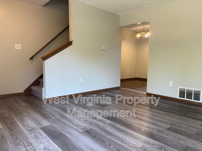 82 Beagle Club Rd in Jumping Branch, WV - Building Photo - Building Photo