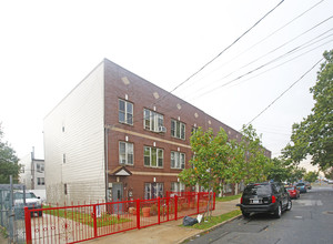 519-529 Milford St in Brooklyn, NY - Building Photo - Building Photo