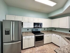 5506 Metrowest Blvd-Unit -#103 in Orlando, FL - Building Photo - Building Photo