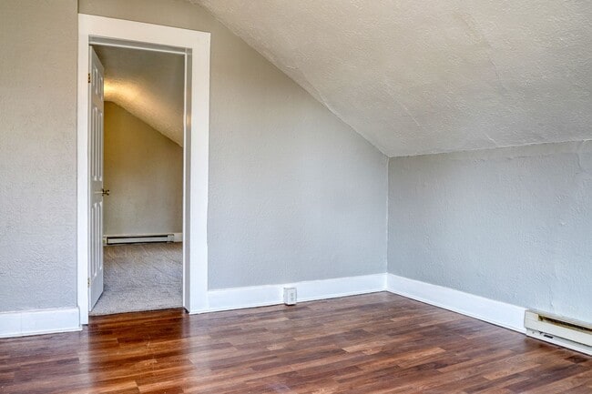 property at 1117 S 4th St