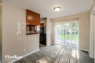 10602 Morning Glory Ln in Cincinnati, OH - Foto de edificio - Building Photo