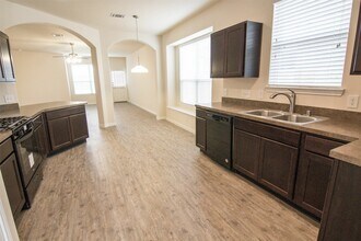 29619 Yaupon Shore Dr in Spring, TX - Building Photo - Building Photo