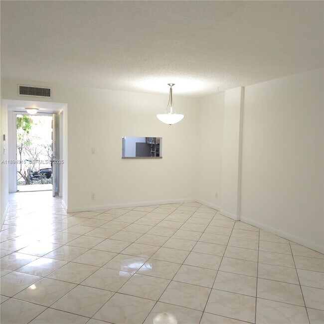 3000 NW 48th Terrace in Lauderdale Lakes, FL - Building Photo - Building Photo