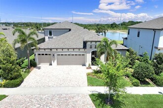 14610 Red Castle Ave in Lithia, FL - Building Photo - Building Photo