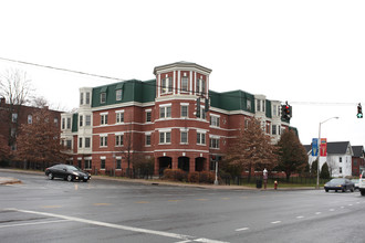 2185 Main St in Hartford, CT - Building Photo - Building Photo