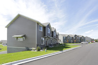 Wildflower Terrace North Townhomes in Sauk Rapids, MN - Building Photo - Building Photo