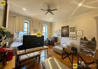 335 Beacon St, Unit 2R in Boston, MA - Foto de edificio - Building Photo