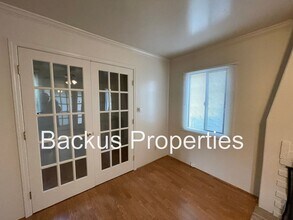 249 Geil St in Salinas, CA - Foto de edificio - Building Photo