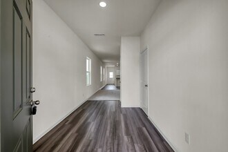 15009 Ronan Dr in Montgomery, TX - Building Photo - Building Photo