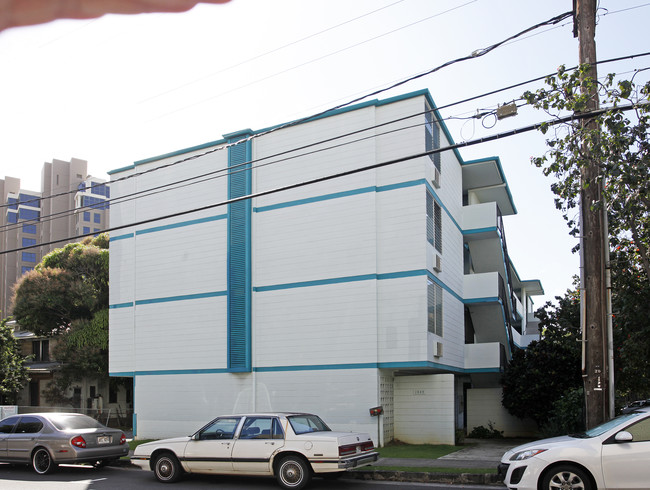 1043 Kinau St in Honolulu, HI - Building Photo - Building Photo