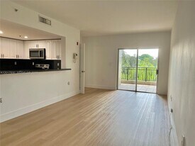 120 S Douglas Rd, Unit 306 in Coral Gables, FL - Building Photo