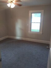 4528 Milford Ave in Parma, OH - Foto de edificio - Building Photo
