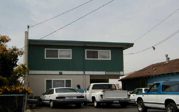 1823-1829 Powell St in San Pablo, CA - Building Photo - Building Photo